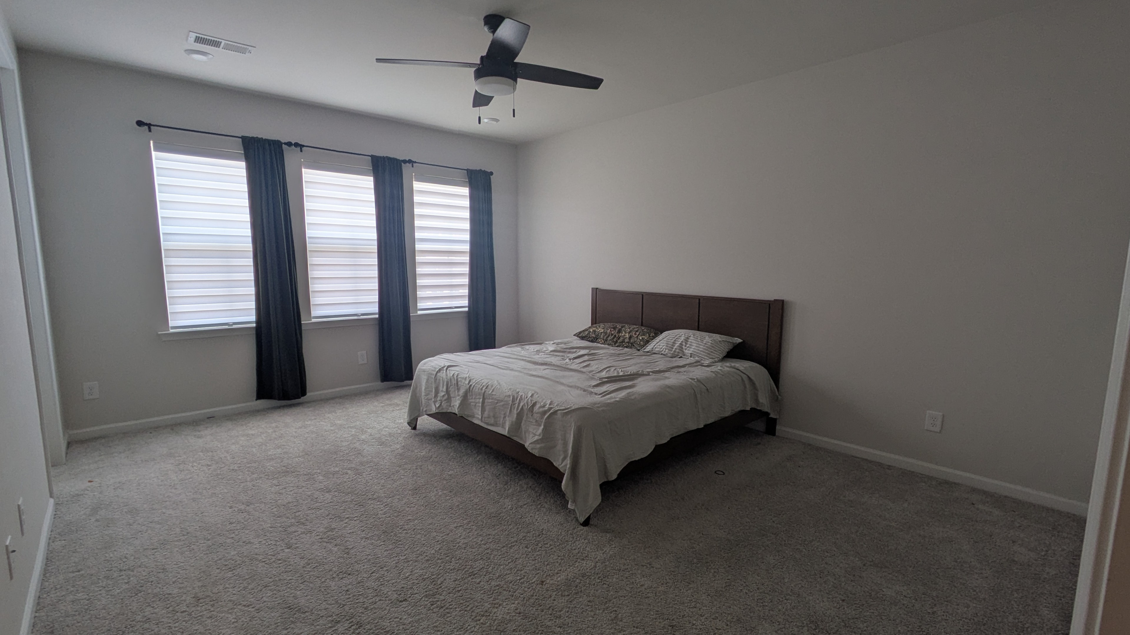 Bedroom before MACCOVA redesign